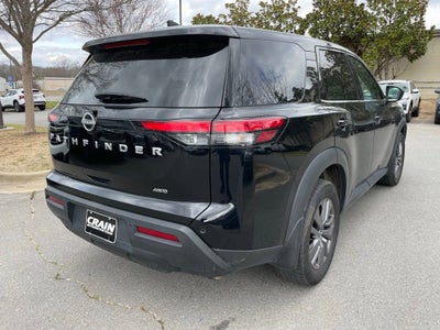 2024 Nissan Pathfinder S