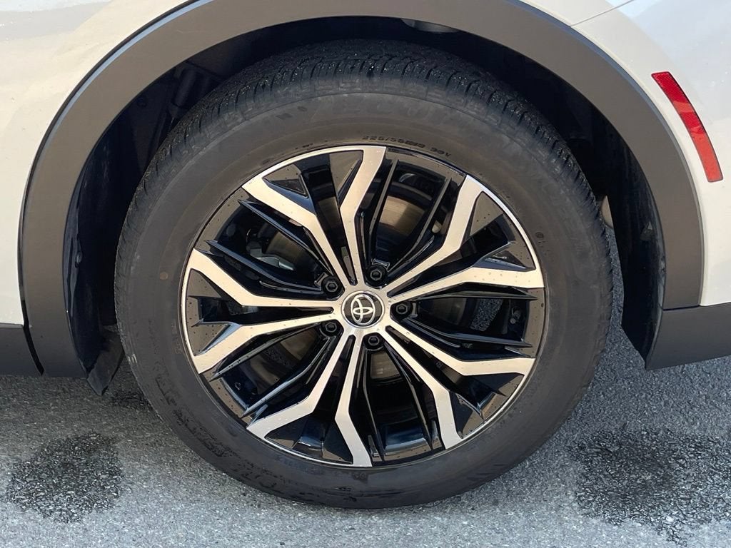 2023 Toyota Crown XLE