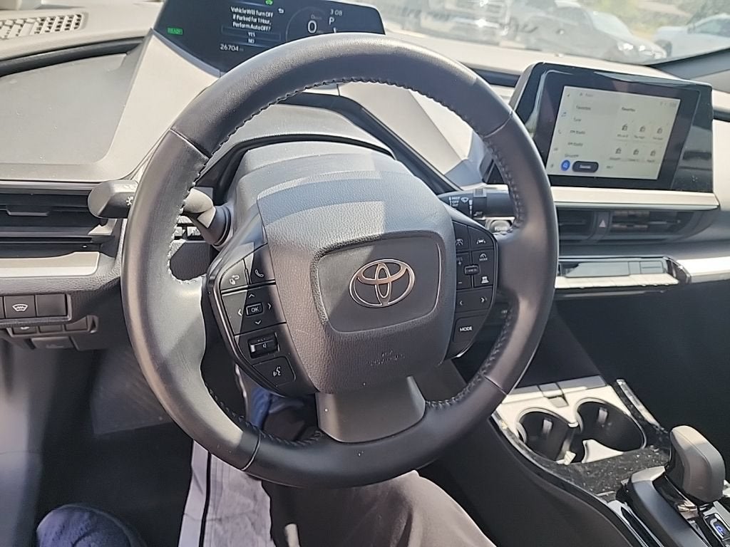 2025 Toyota Prius LE