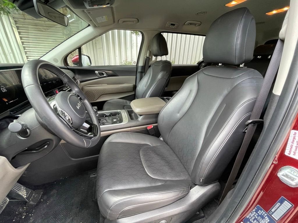 2025 Kia Carnival LXS