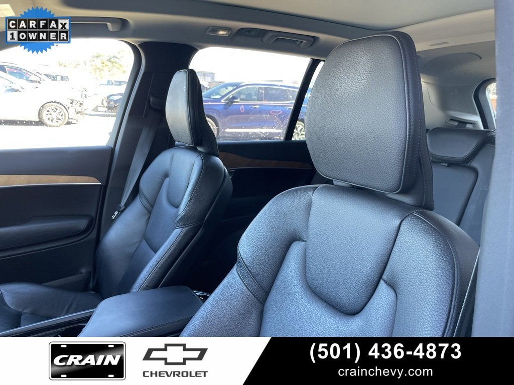 2023 Volvo XC90 Plus