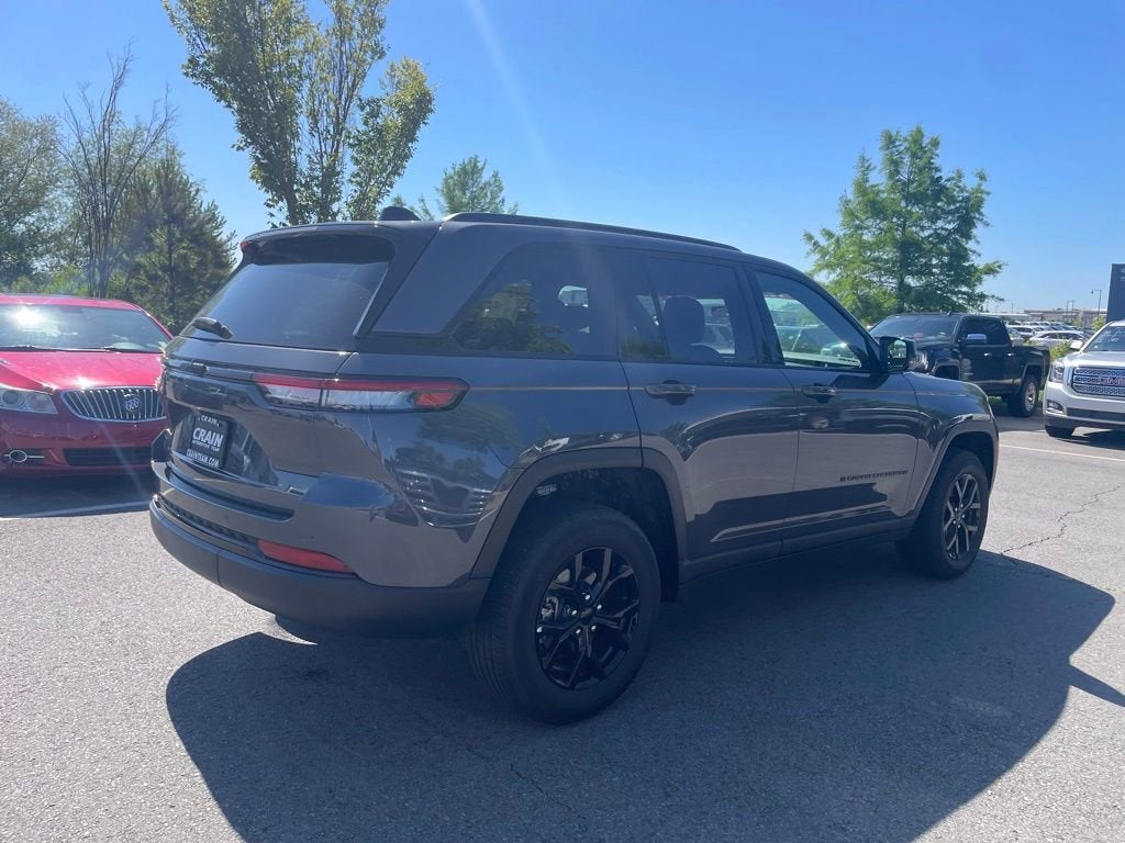 2025 Jeep Grand Cherokee Altitude