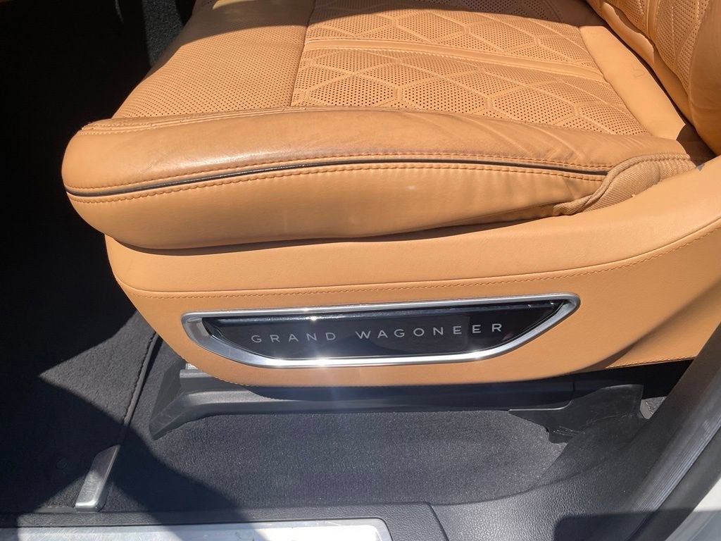 2022 Jeep Grand Wagoneer Series III