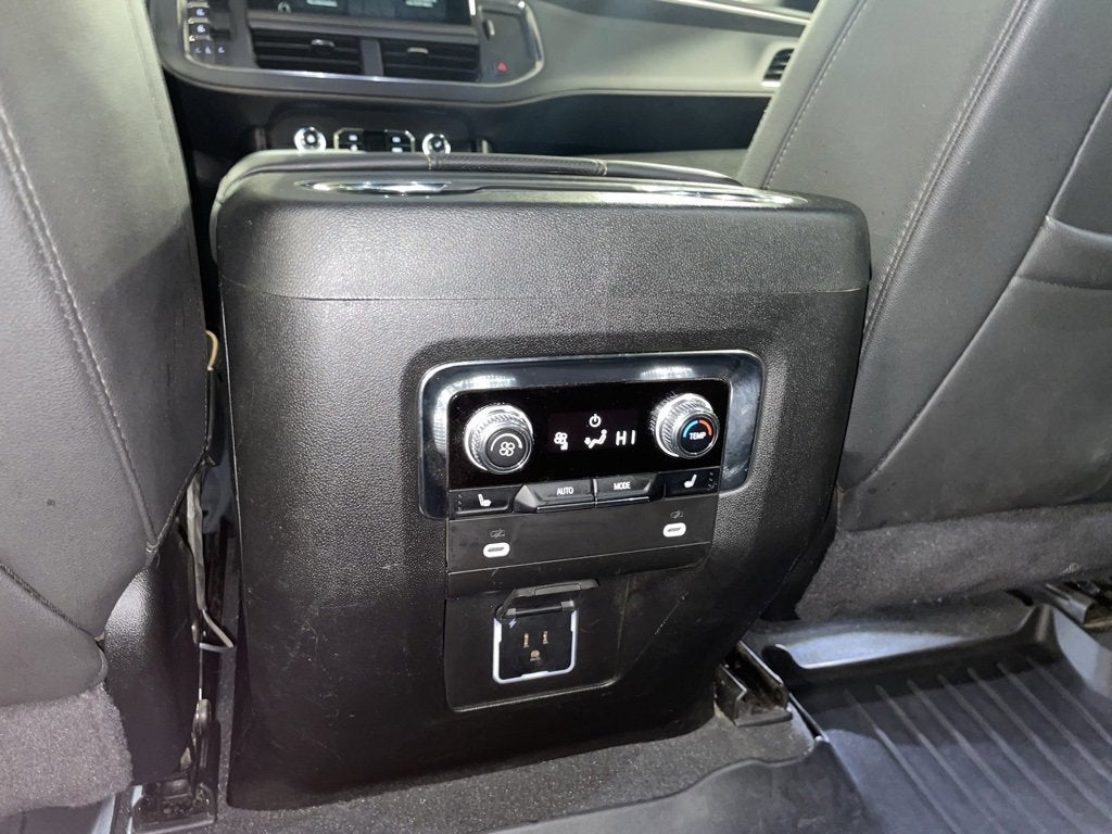 2024 GMC Yukon XL AT4