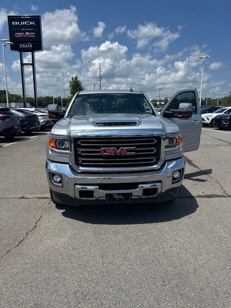 Used 2018 GMC Sierra 2500HD SLT with VIN 1GT12TEYXJF178608 for sale in Little Rock