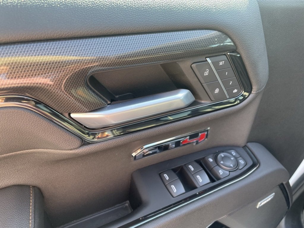 2022 GMC Sierra 1500 AT4