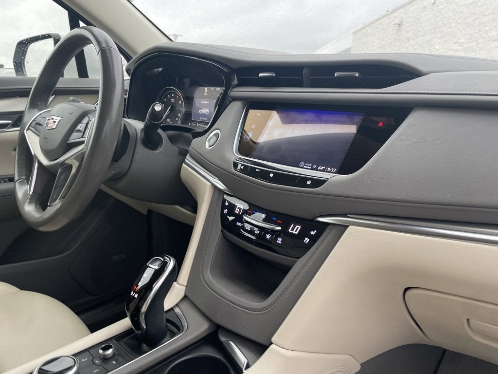 2021 Cadillac XT5 Premium Luxury