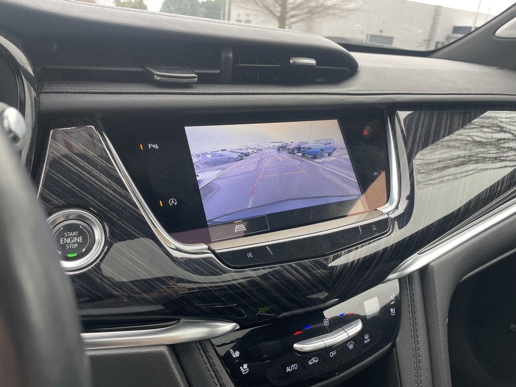 2025 Cadillac XT6 Premium Luxury