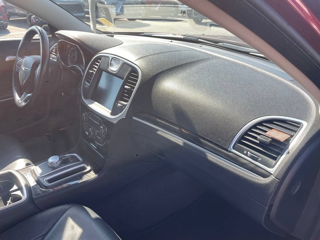 2016 Chrysler 300 Limited