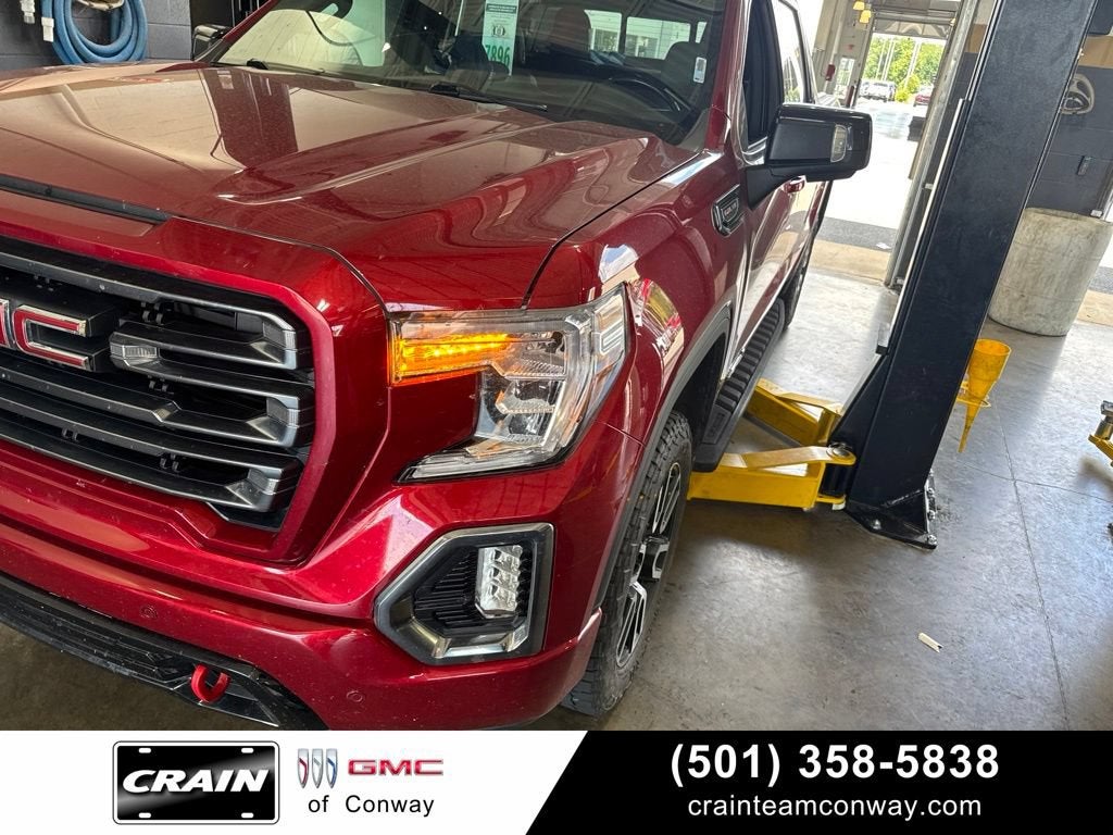 2022 GMC Sierra 4WD Crew Cab Short Box AT4's photo