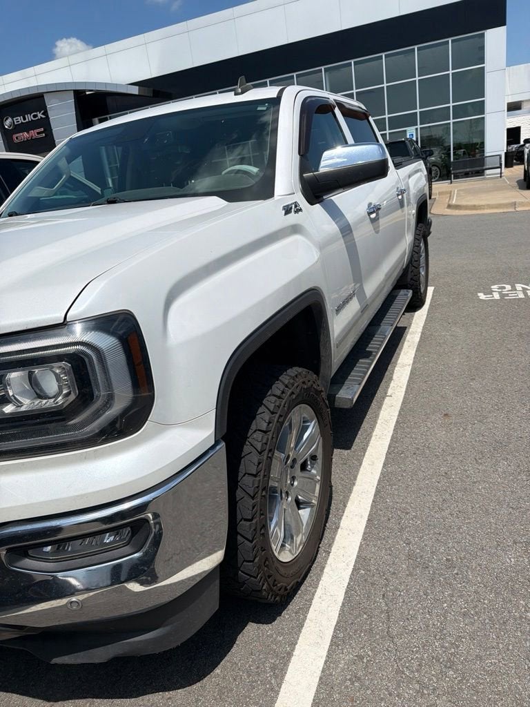 Used 2018 GMC Sierra 1500 SLT with VIN 3GTU2NEJ5JG279646 for sale in Little Rock