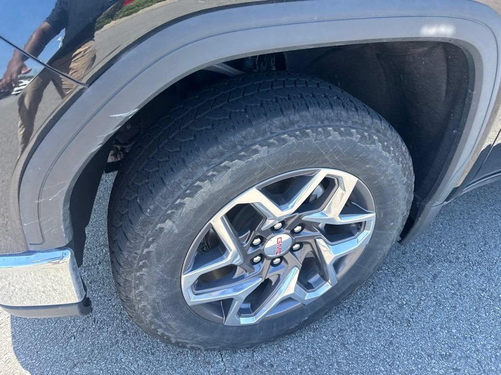 Used 2024 GMC Sierra 1500 SLE with VIN 3GTUUBE86RG428910 for sale in Little Rock