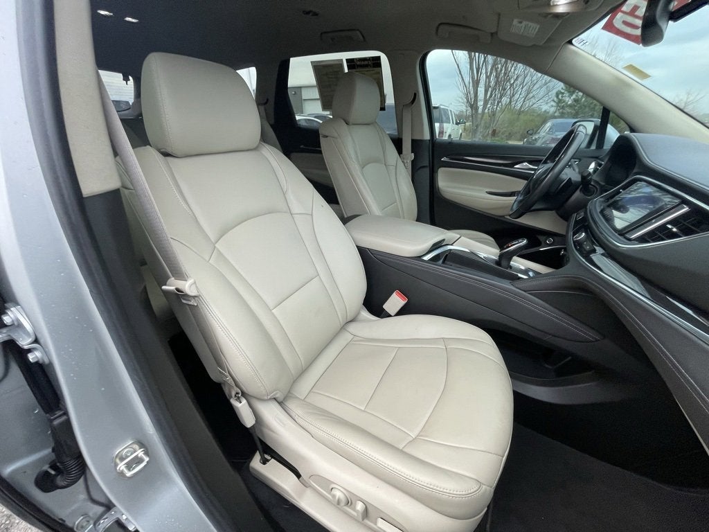 2021 Buick Enclave Essence