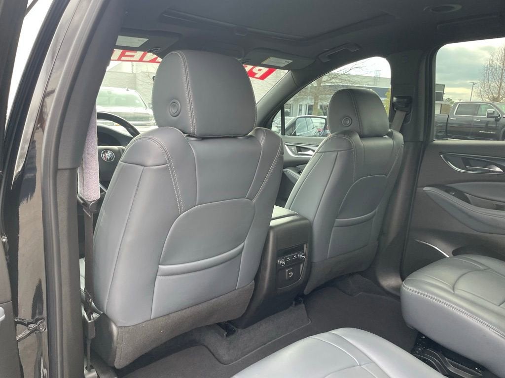 2024 Buick Enclave Essence