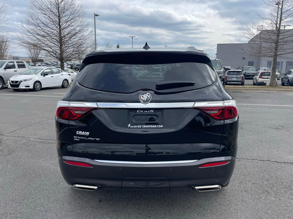 2024 Buick Enclave Essence