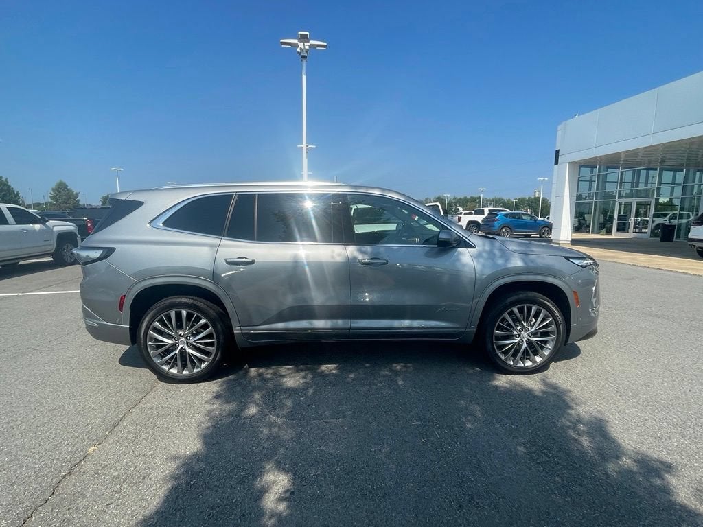 2025 Buick Enclave Avenir