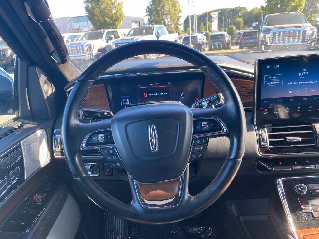 2022 Lincoln Navigator Black Label