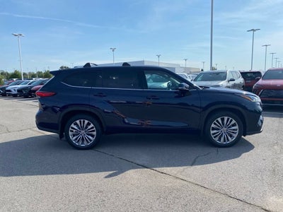 2021 Toyota Highlander Platinum