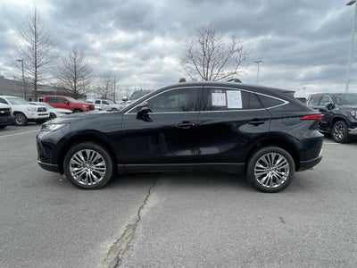 2022 Toyota Venza LE