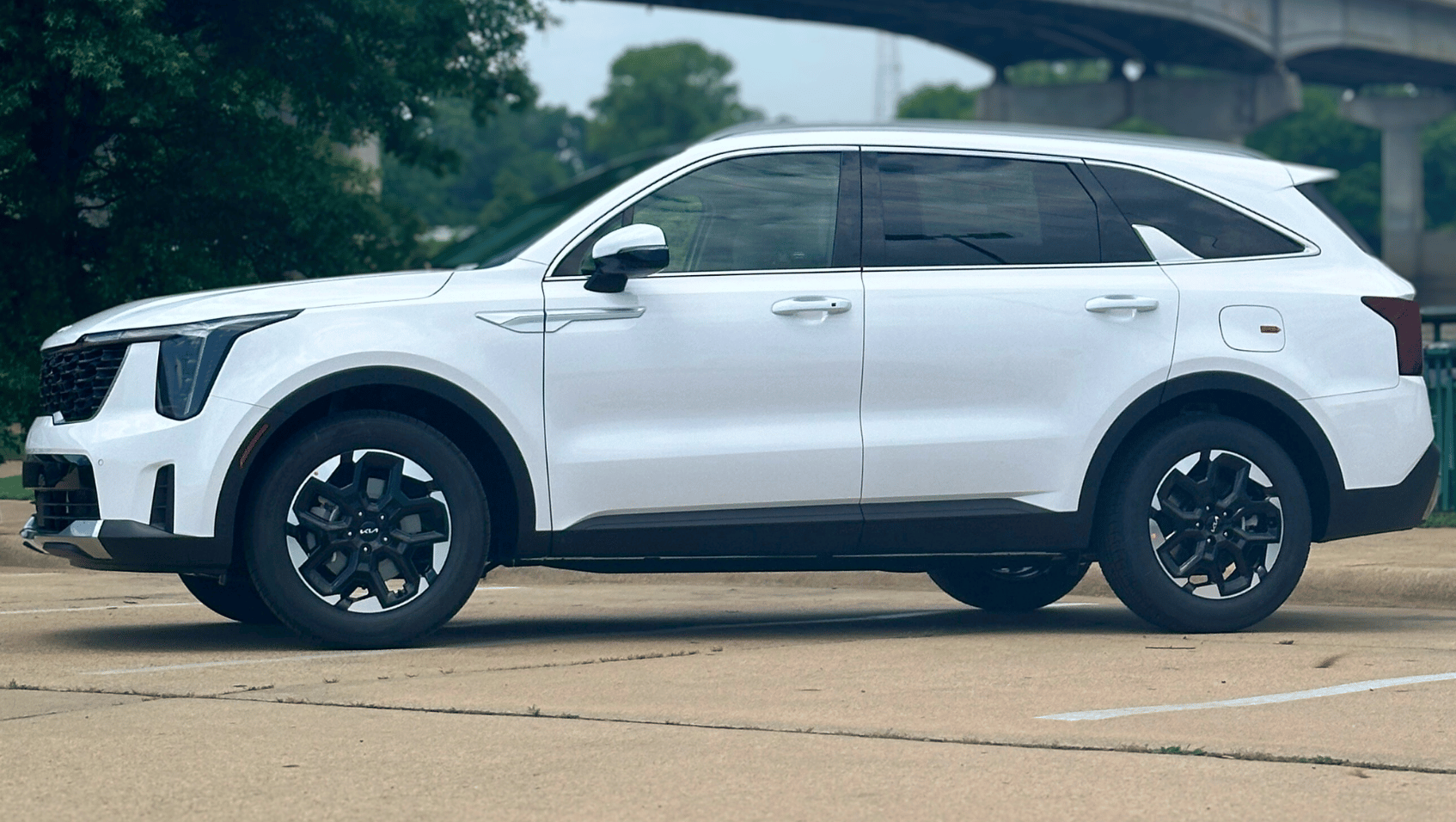 Side View of the 2025 Kia Sportage