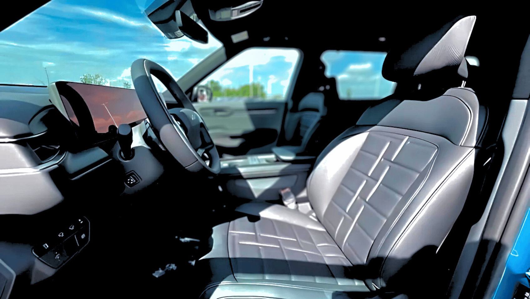 2026 EV9 Steering Wheel and Front Seat