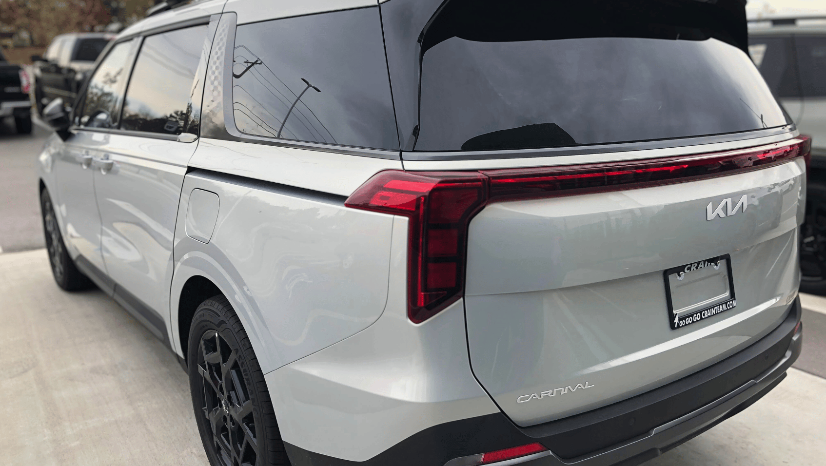 Side View of the 2025 Kia Carnival