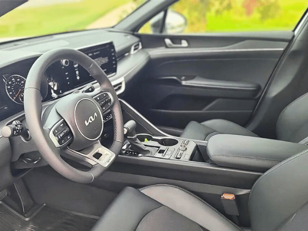 24 Kia k5 interior in Conway, AR